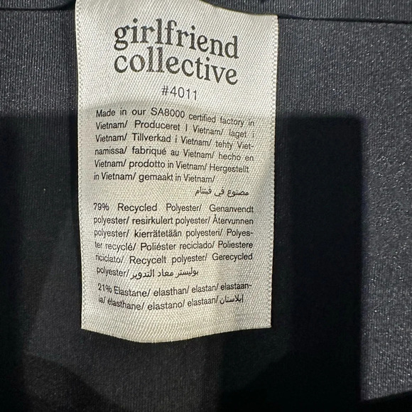 Girlfriend Collective Black Bike Shorts with Compression Panels 8” Inseam Size S - Picture 6 of 7